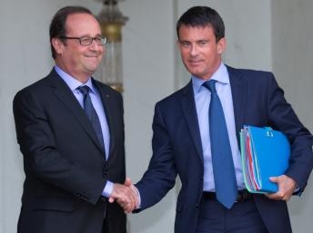 France : Manuel Valls présente la démission de son gouvernement