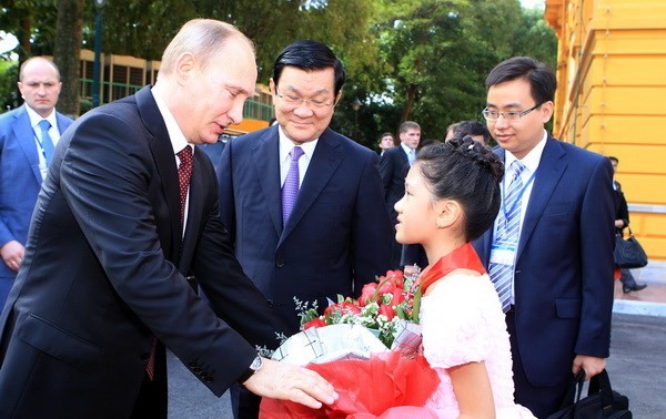 Vladimir Poutine : le partenariat stratégique Russie-Vietnam sera renforcé 