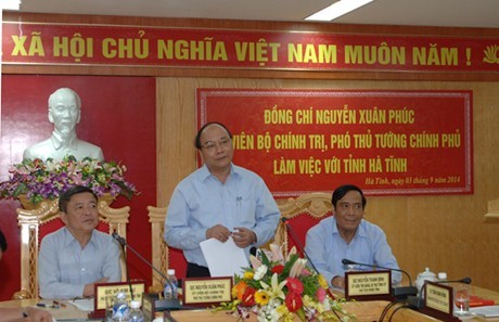 Le vice-PM Nguyen Xuân Phuc en tournée à Hà Tinh