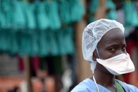Ebola : La présidente du Liberia écrit à Barack Obama