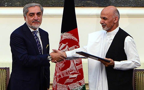 La communauté internationale salue l’accord de partage de pouvoir en Afghanistan