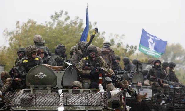 Ukraine: Porochenko entrevoit la fin du conflit et met le cap sur l’UE