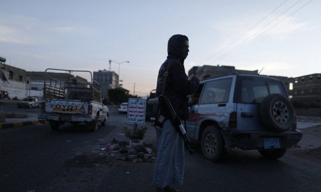 Al-Qaïda revendique une attaque près de l'ambassade américaine au Yémen