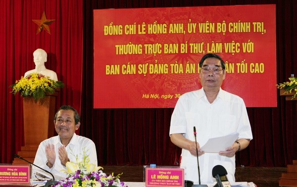Lê Hong Anh travaille avec la  Cour populaire suprême