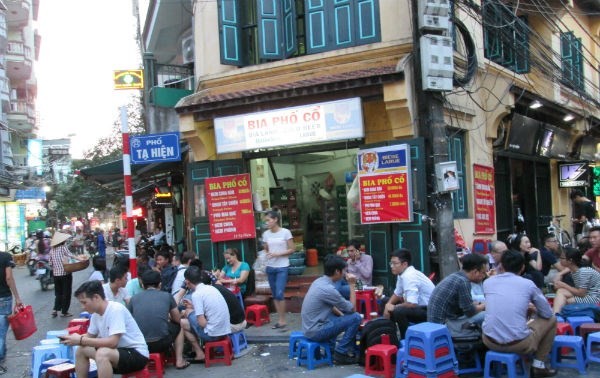 Le vieux quartier et la «gastronomie de trottoir» de Hanoï