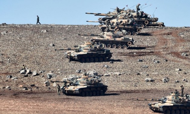 Washington et Londres prêts à examiner une zone tampon entre Syrie et Turquie