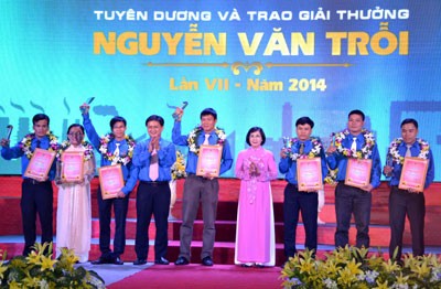 Ho Chi Minh-ville : 27 jeunes ouvriers reçoivent le prix Nguyen Van Troi