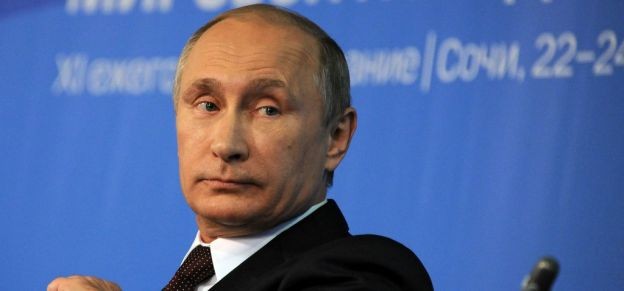 Poutine accuse les Etats-Unis de vouloir imposer un "diktat unilatéral" au monde