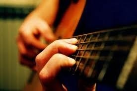 Guitare Fingerstyle, tendance en vogue chez les guitaristes vietnamiens
