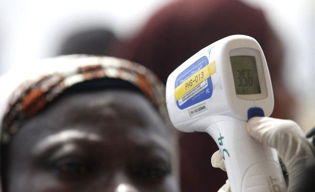 Ebola : OMS espère une baisse des infections d’ici au début 2015