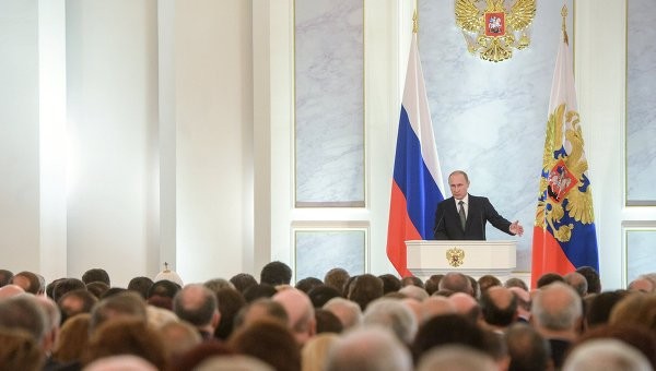 Poutine prononce un message à la fédération