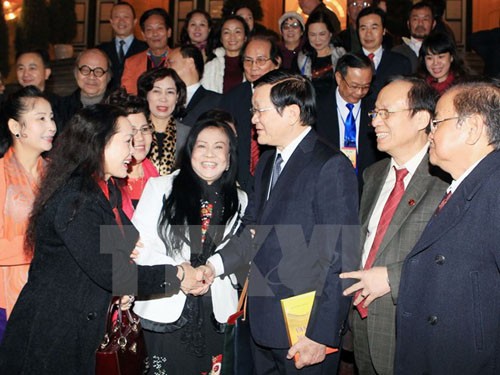 Truong Tan Sang au congrès national des artistes de la scène