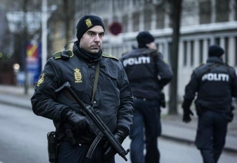 Deux morts et cinq blessés dans une «attaque terroriste» au Danemark