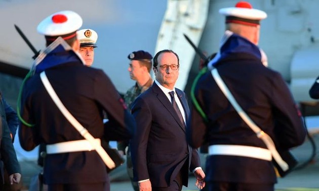 Hollande dévoile la composition de l'arsenal nucléaire français