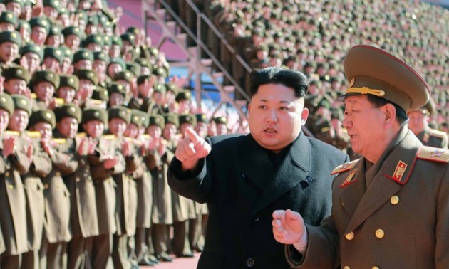Kim Jong-un ordonne à son armée de se préparer au combat 