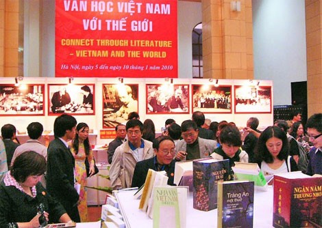 Clôture d’une série d’événements de promotion de la littérature vietnamienne