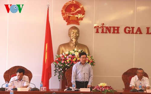 Pham Binh Minh en visite à Gia Lai