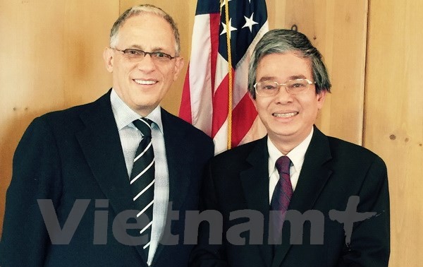  Le président de l'Ex-Im Bank salue les acquis du Vietnam