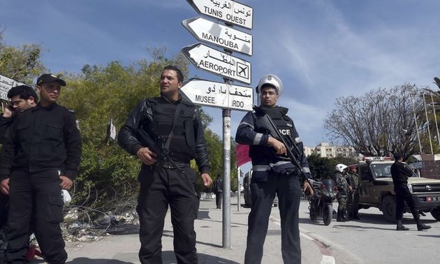 Tunisie : neuf suspects ont été interpellés au lendemain de l'attaque du Musée du Bardo
