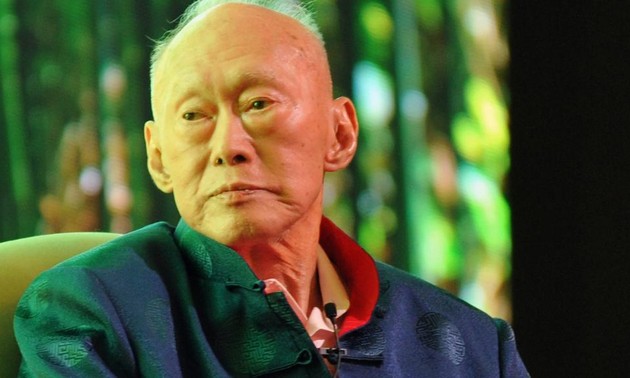 Singapour : l'ancien Premier ministre Lee Kuan Yew meurt à l'âge de 91 ans