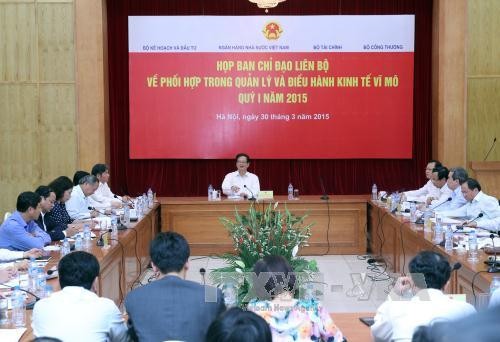 Nguyên Tân Dung plaide pour le succès des tâches de développement socio-économique