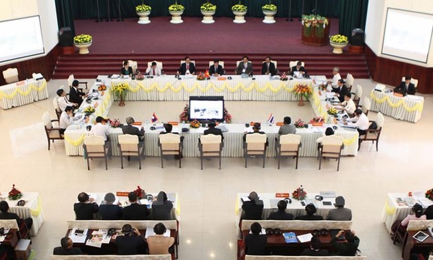 Coopération inter-régionale Vietnam-Laos-Thaïlande