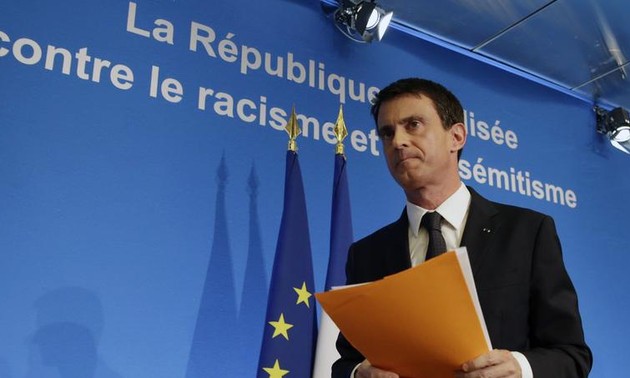 France : Manuel Valls dévoile son plan contre le racisme et l'antisémitisme