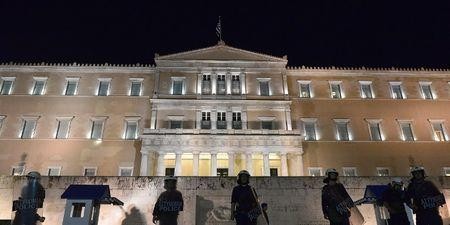 En Grèce, les autorités locales vont devoir transférer leurs fonds à l'Etat