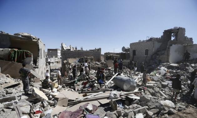 21 civils tués par des raids aériens à Sanaa