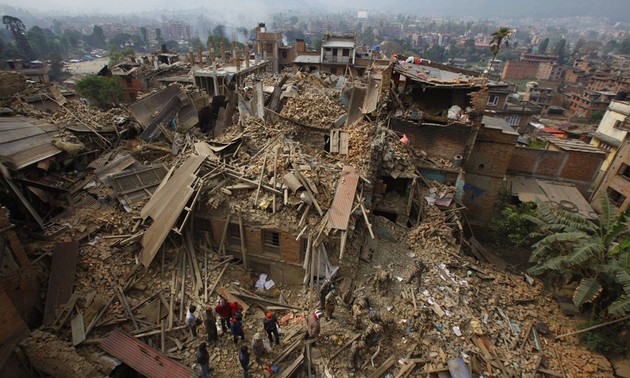 Séisme au Népal : le bilan dépasse 7000 morts