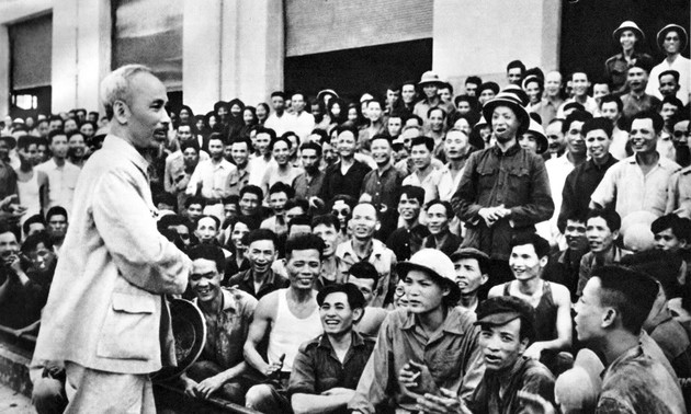 La pensée de Ho Chi Minh sur le travail du personnel