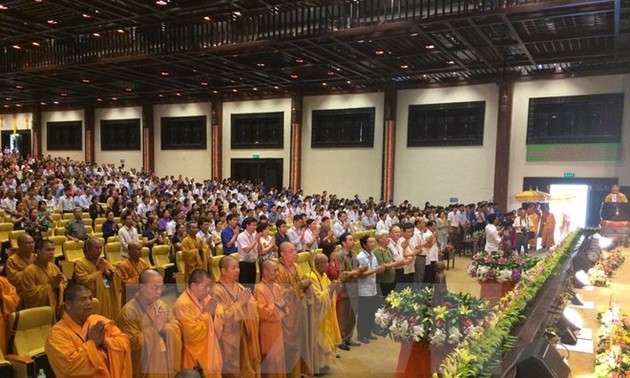 L’anniversaire du Bouddha fêté dans l’ensemble du pays