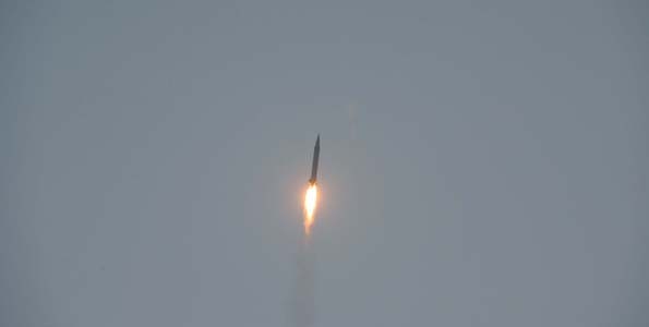 L'armée nord-coréenne tire trois missiles à courte portée vers la mer de l'Est