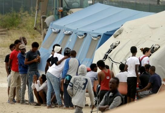 Italie: encore 4.400 migrants secourus en deux jours