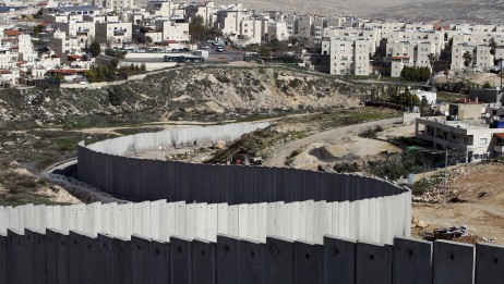 Israël se dit prêt à construire une « barrière de sécurité » à la frontière jordanienne