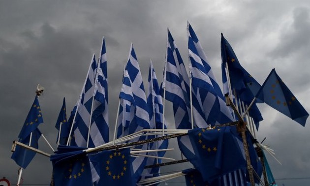 Grèce: la lettre de Tsipras qui va dans le sens des créanciers