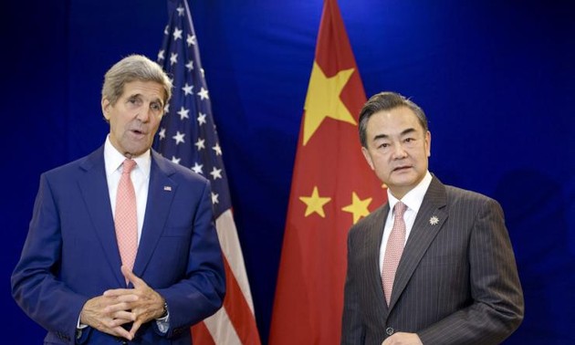 Mer Orientale : John Kerry dénonce la "militarisation" de Pékin 