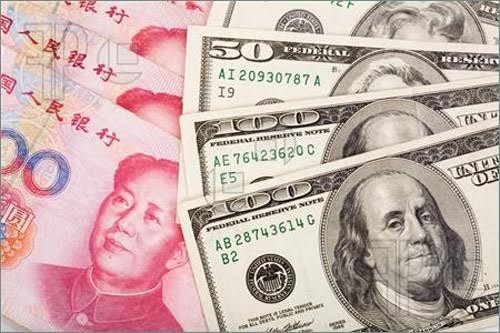La Chine dévalue le yuan face au dollar