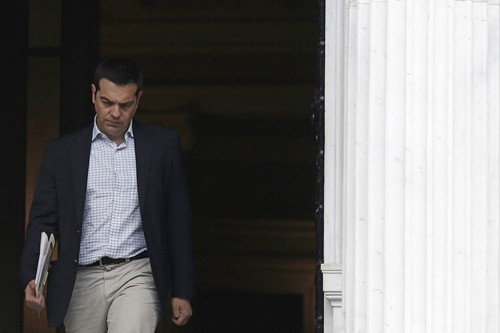 Alexis Tsipras annonce sa démission, ouvrant la voie à des élections anticipées en Grèce