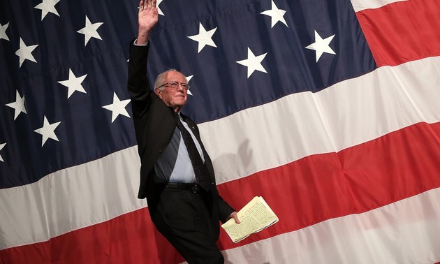 Primaires démocrates: Bernie Sanders gagne du terrain sur Hillary Clinton 