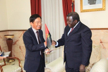 L’Angola souhaite renforcer sa coopération avec le Vietnam