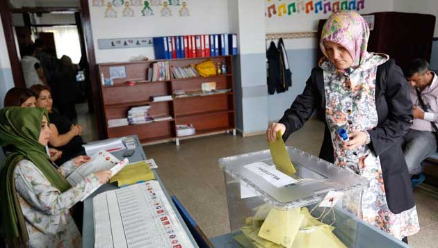 Des élections législatives cruciales en Azerbaïdjan et en Turquie