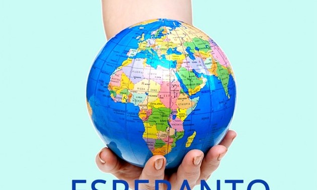 Ouverture du 5ème congrès des jeunes parlant l’esperanto