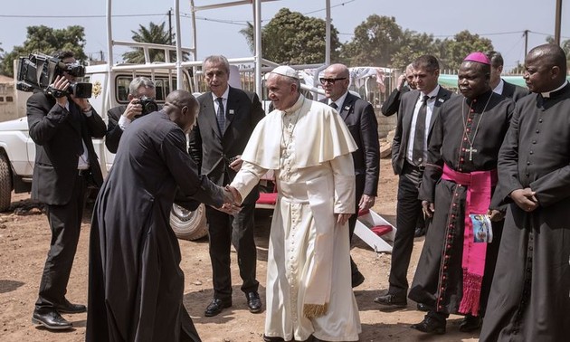 Le pape appelle les Centrafricains à « résister à la peur de l’autre »
