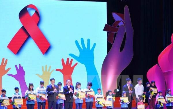 Programme artistique en faveur des séropositifs à Hanoi