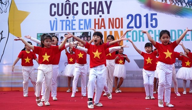 Course pour les enfants de Hanoi 2015