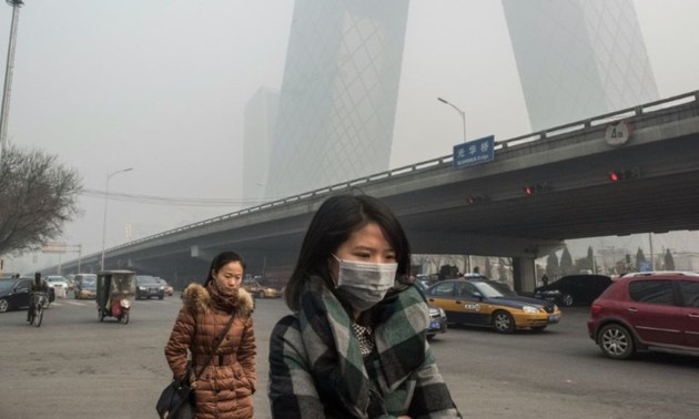 Pollution: Pékin en "alerte rouge" pour la première fois