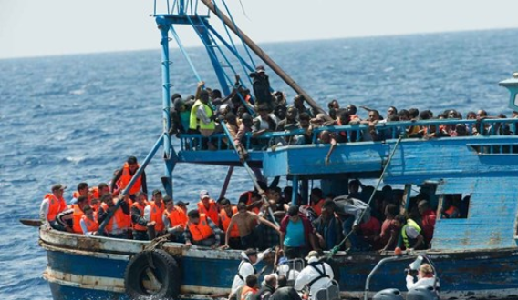 Grèce: des migrants meurent au large de l’île de Farmakonisi