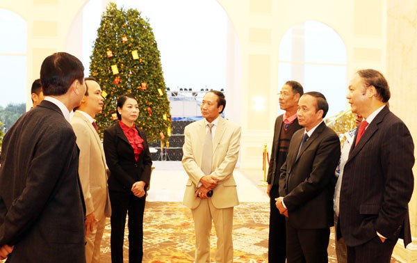 Rencontre avec les Vietnamiens de l’étranger à Vinh Phuc