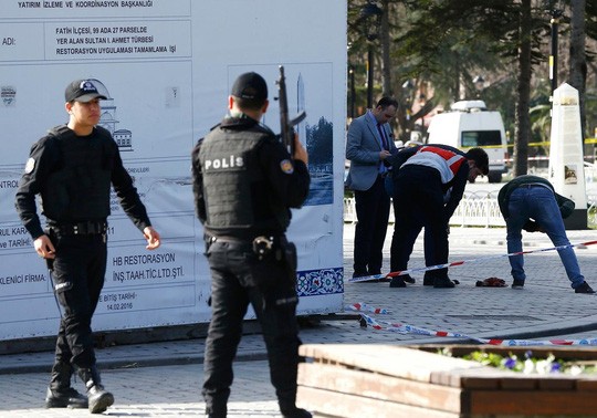 Istanbul : au moins dix morts dans une explosion, soupçon d’attentat